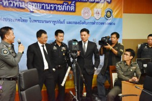 2.ตำรวจทางหลวงโชว์ประสิทธิภาพกล้องตรวจจับความเร็วรุ่นใหม่ (Large) (1)